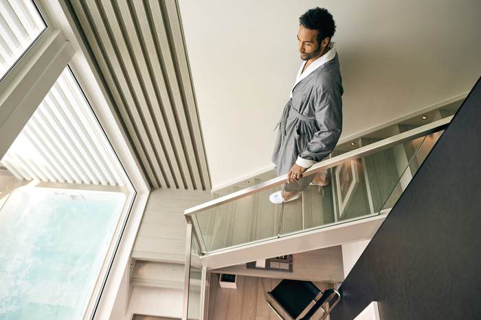 Celebrity Cruises Celebrity Beyond Edge Villa Staircase Lifestyle ©CEL.jpg